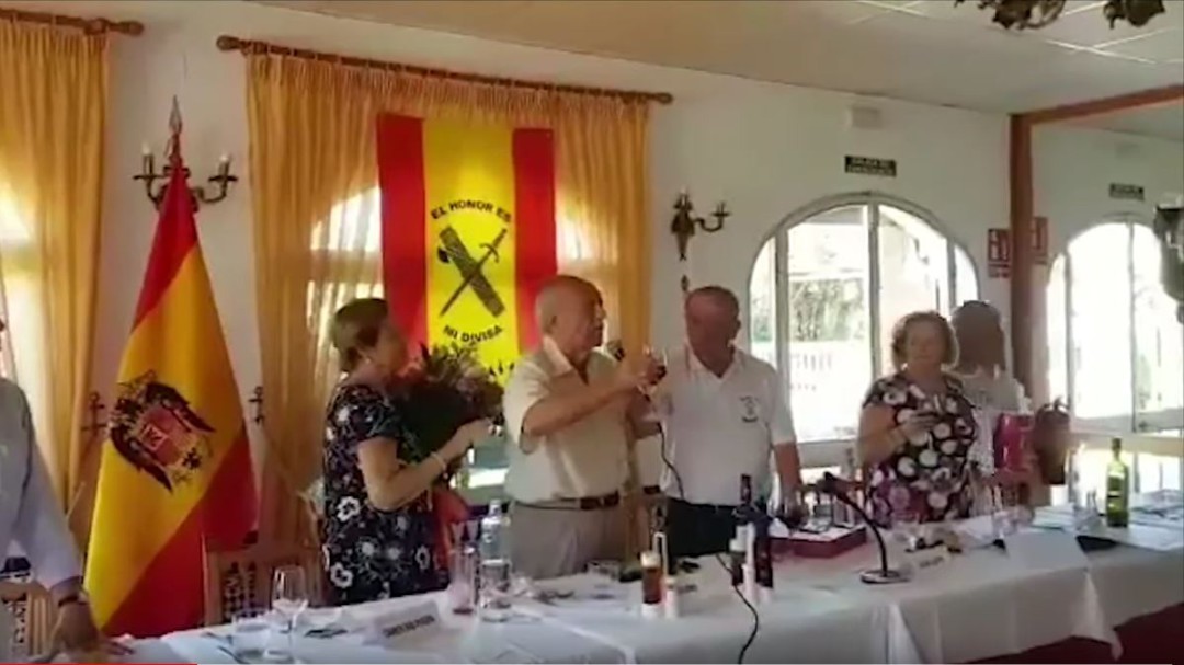 Tejero reaparece en un homenaje en Málaga entre gritos de "¡viva Franco!"
