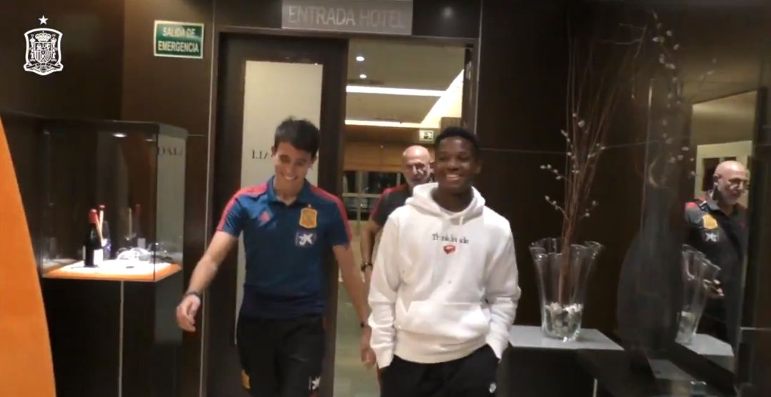 Ansu Fati a su llegada al hotel de concentración de la Selección Española Sub-21 Ansu Fati a su llegada al hotel de concentración de la Selección Española Sub-21