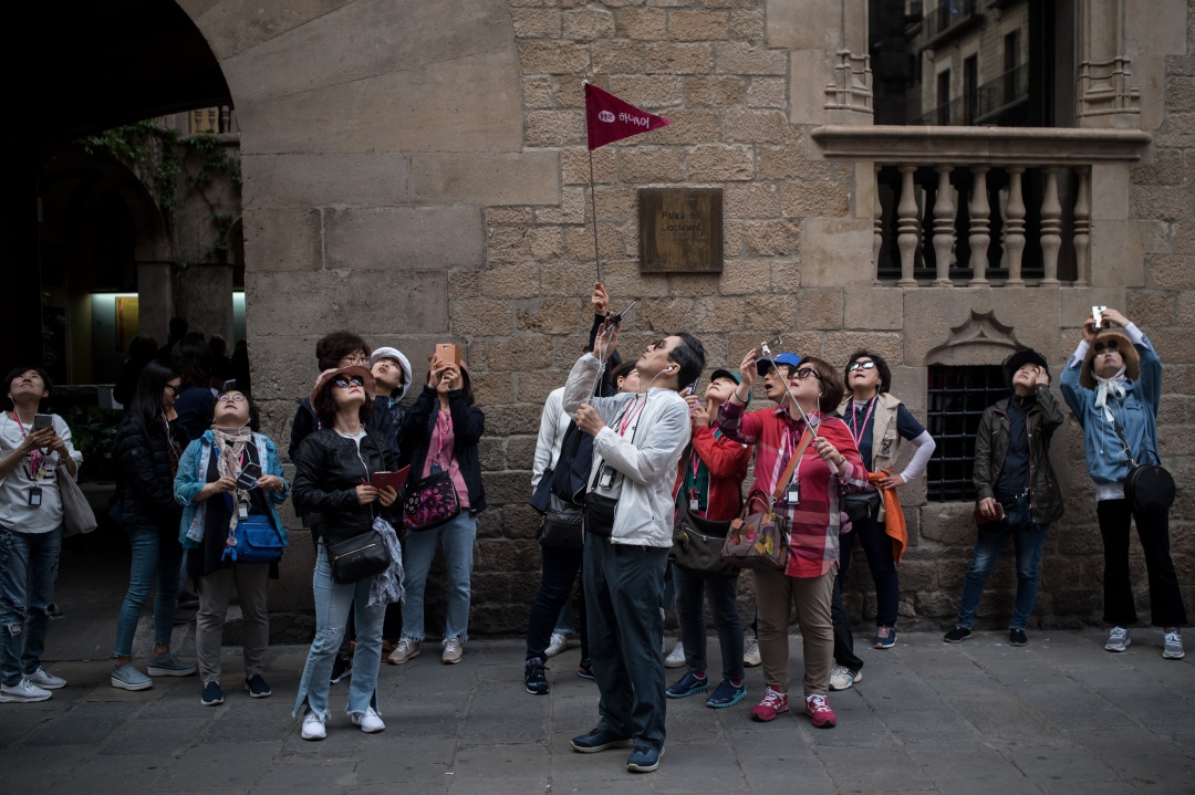 Coreanos y japoneses son los turistas no europeos que más han aumentado sus llegadas a España Coreanos y japoneses son los turistas no europeos que más han aumentado sus llegadas a España