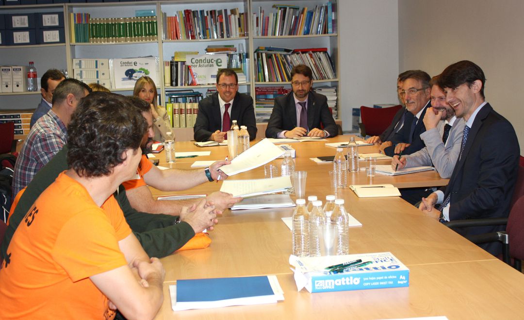Vesuvius se compromete a estudiar alternativas para sus plantas de Langreo y Miranda de Ebro Vesuvius se compromete a estudiar alternativas para sus plantas de Langreo y Miranda de Ebro