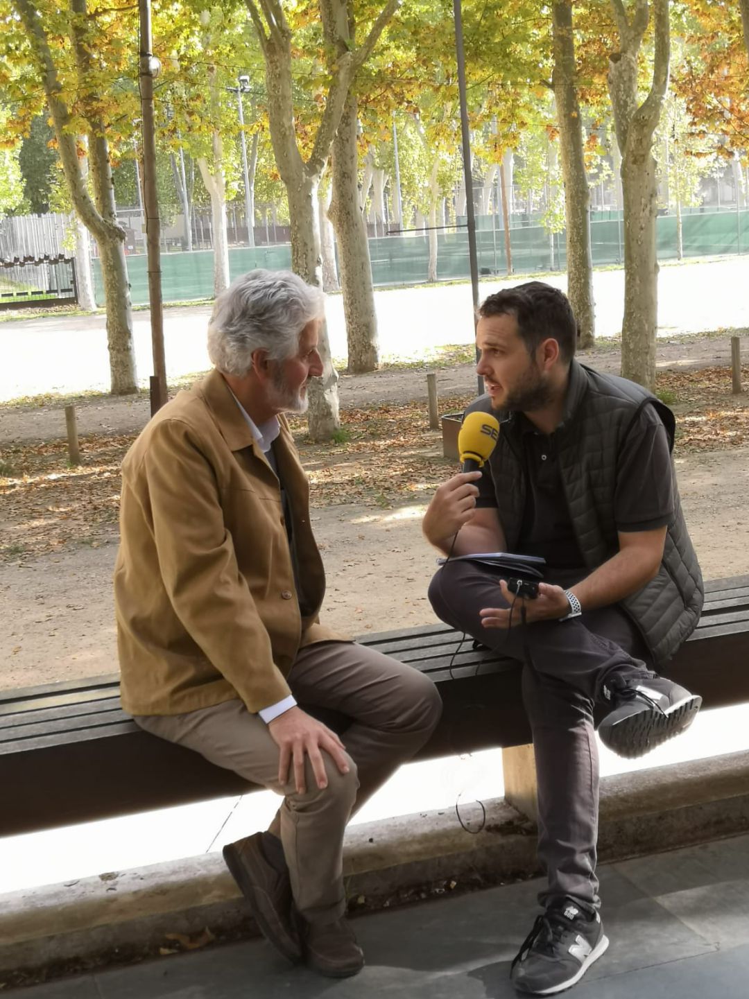Un moment de l'entrevista amb Josep Maria Mallarach Un moment de l'entrevista amb Josep Maria Mallarach