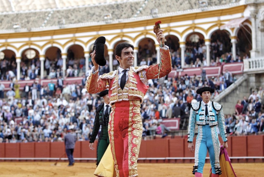 Miguel Ángel Perera será el sustituto de José María Manzanares en el festival que este sábado cierra la temporada taurina en Sevilla Miguel Ángel Perera será el sustituto de José María Manzanares en el festival que este sábado cierra la temporada taurina en Sevilla