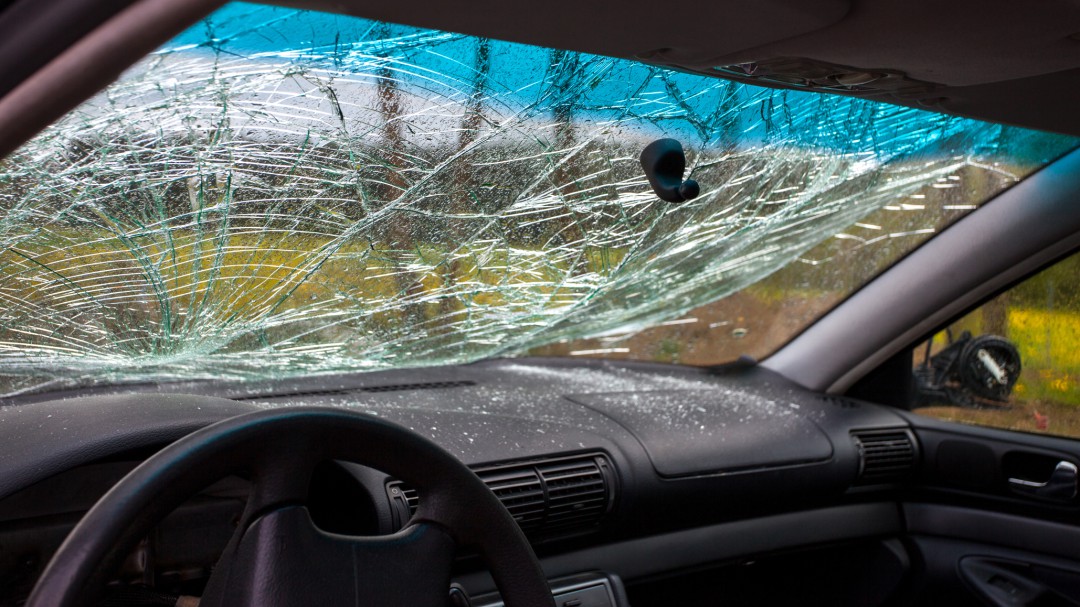 Las siete multas que te pueden poner por culpa de los cristales del coche