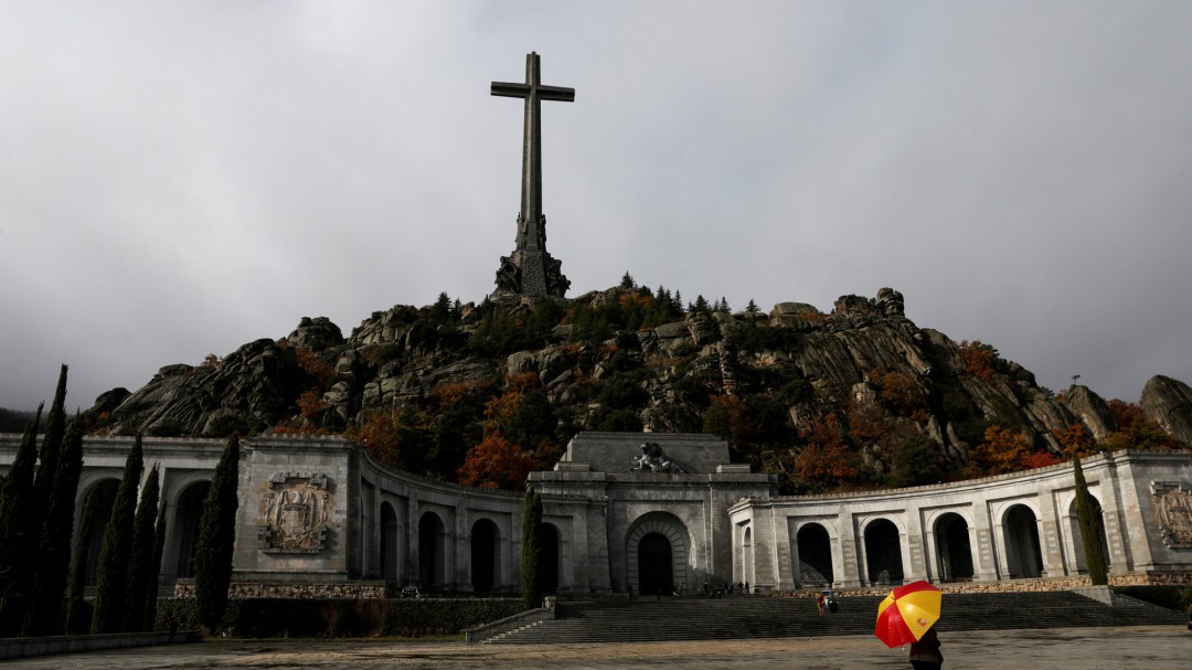 El Gobierno planea exhumar a Franco el 21 o 22 de octubre