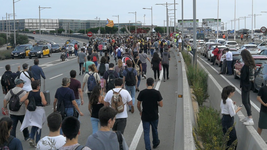 Las protestas de Barcelona provocan la cancelación de 6 vuelos en Menorca
