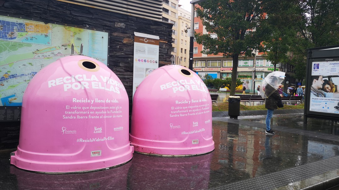 Tres municipios cántabros se apuntan a "Recicla vidrio por ellas"