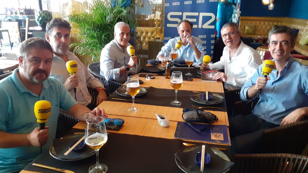 De izquierda a derecha, Fran Ronquillo, Florencio Ordóñez, Miguel Valenzuela, Santiago Ortega, Juanma Ávila y Manolo Aguilar De izquierda a derecha, Fran Ronquillo, Florencio Ordóñez, Miguel Valenzuela, Santiago Ortega, Juanma Ávila y Manolo Aguilar
