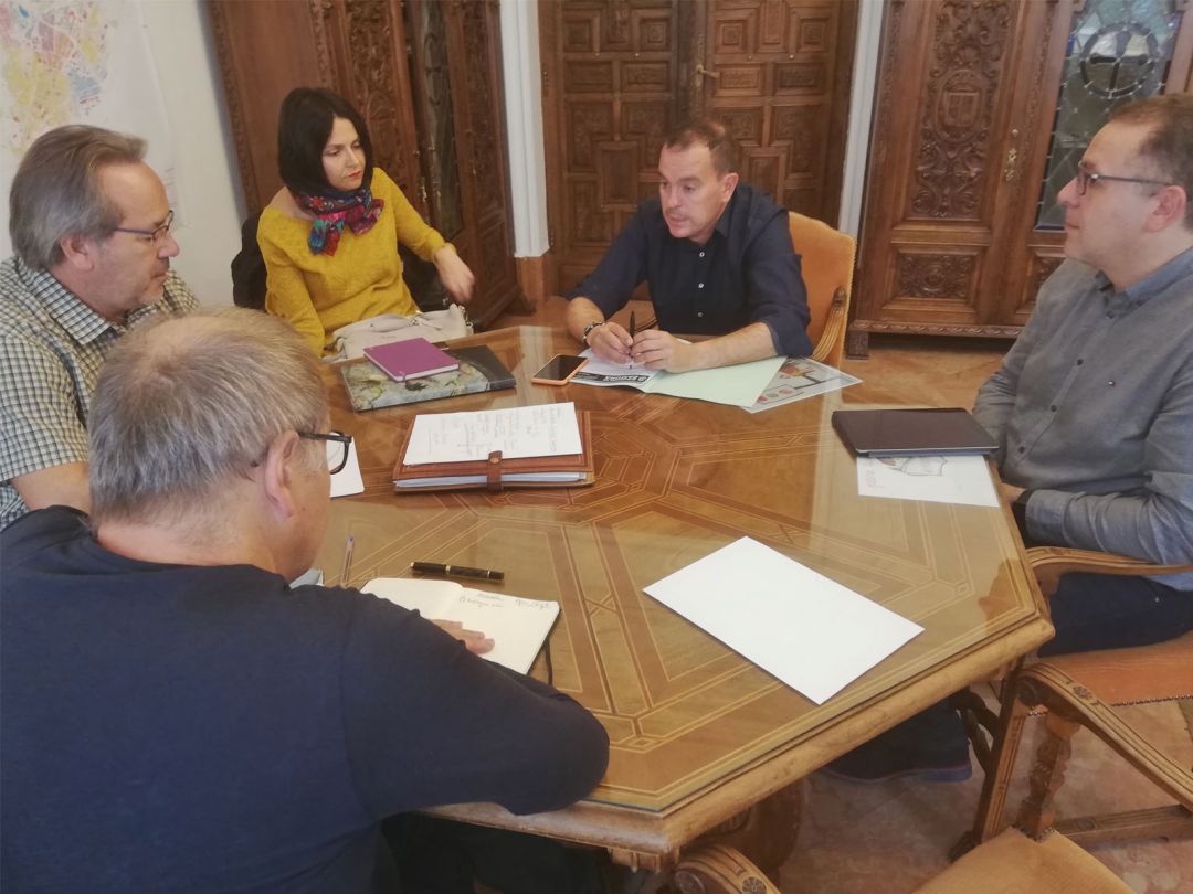 Reunión de trabajo de las áreas de Cultura y Turismo de las 2 instituciones Reunión de trabajo de las áreas de Cultura y Turismo de las 2 instituciones