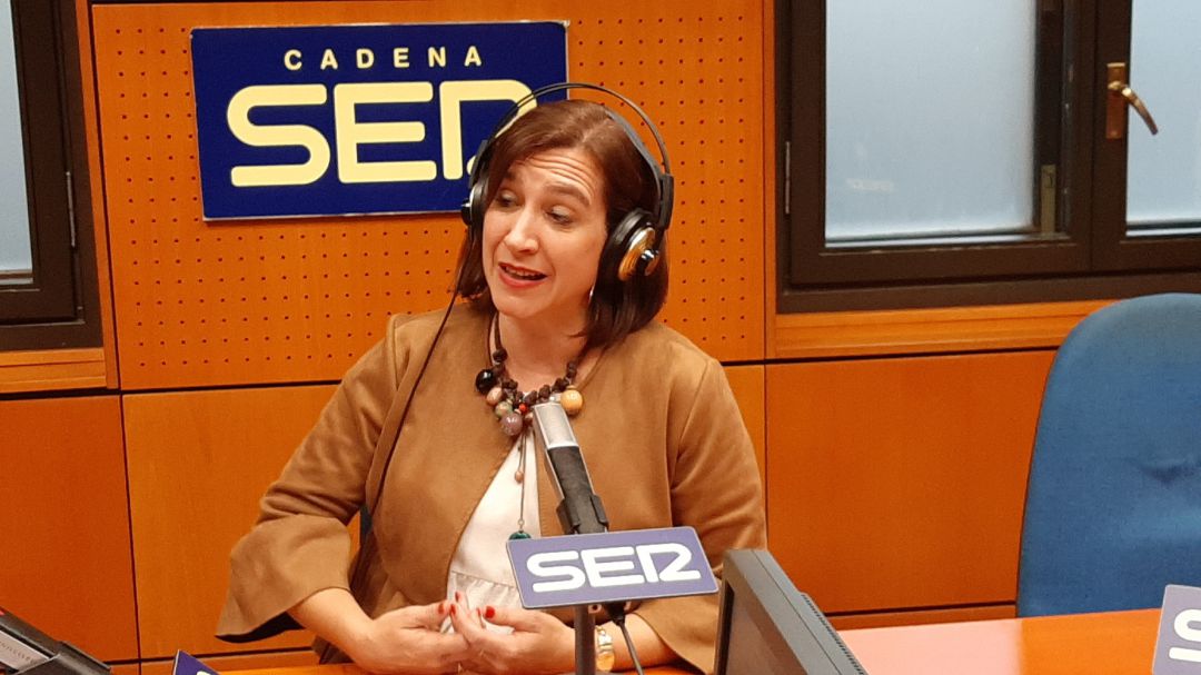 La vicealcaldesa Sara Fernández, durante Hoy por Hoy Zaragoza La vicealcaldesa Sara Fernández, durante Hoy por Hoy Zaragoza