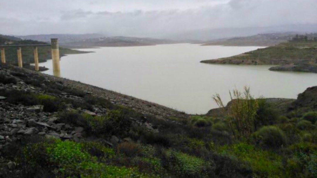 Las reservas de agua continúan bajando sin lluvias a la vista en Málaga