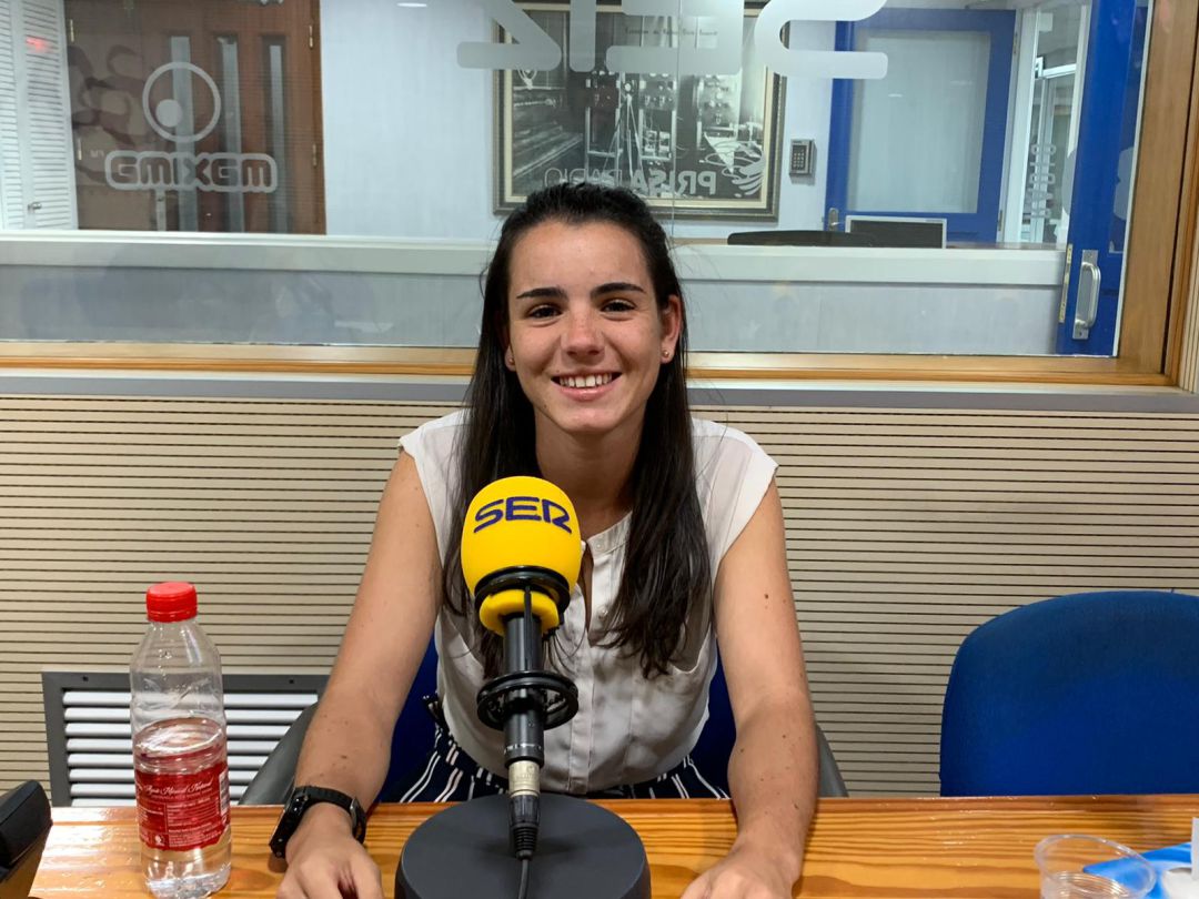 La arbitra vive su primera temporada en la máxima competición femenina La arbitra vive su primera temporada en la máxima competición femenina
