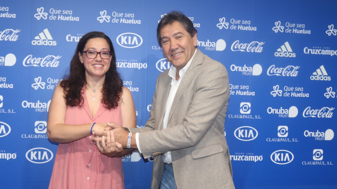 Manuela Romero: "Duelen las críticas injustas o inventadas"
