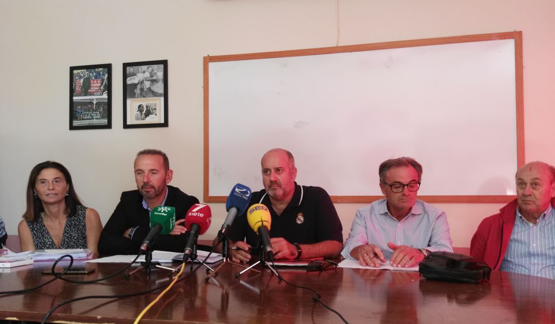 Rueda de prensa de este martes de delegados sindicales de CGT, CSIF y ATMJ Rueda de prensa de este martes de delegados sindicales de CGT, CSIF y ATMJ