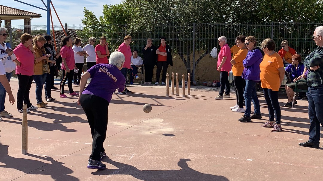 La Copa Diputación de Palencia de Juegos Populares se consolida con alrededor de 300 participantes