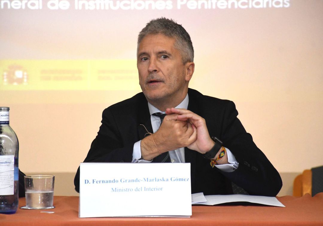 El Gobierno exige a Torra que condene los actos violentos en Cataluña
