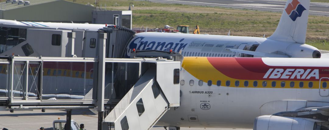 Aeropuerto de Alvedro, A Coruña Aeropuerto de Alvedro, A Coruña