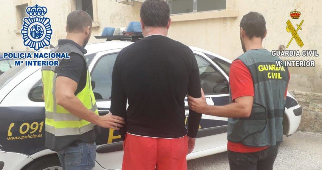 Detenido el autor de mas de 80 robos en viviendas de Elche y Santa Pola Detenido el autor de mas de 80 robos en viviendas de Elche y Santa Pola
