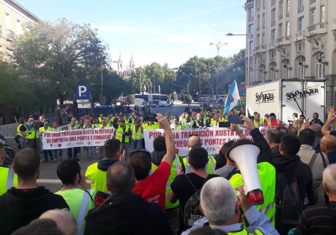 SOS de As Pontes en Madrid