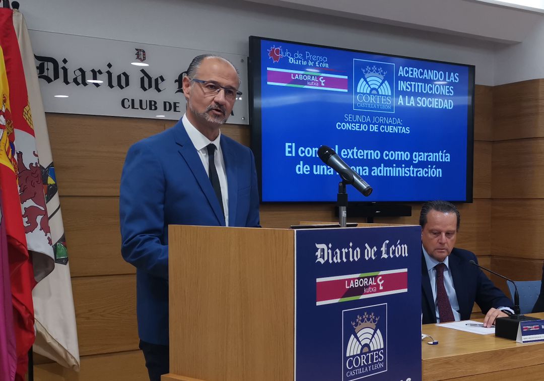 Fuentes anuncia su intención de cerrar la Fundación Villalar