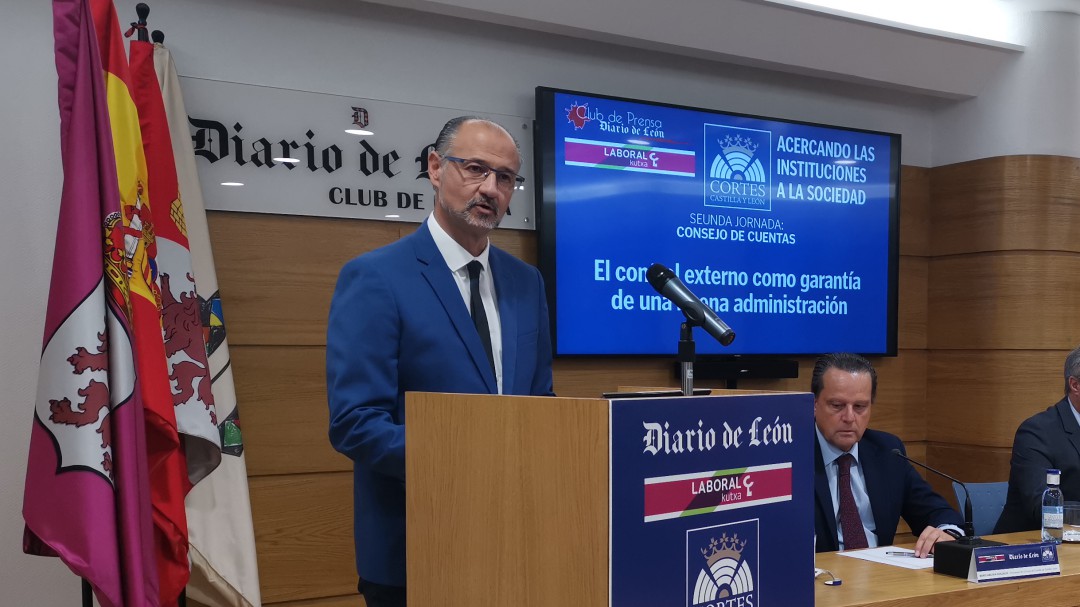 Fuentes anuncia su intención de cerrar la Fundación Villalar