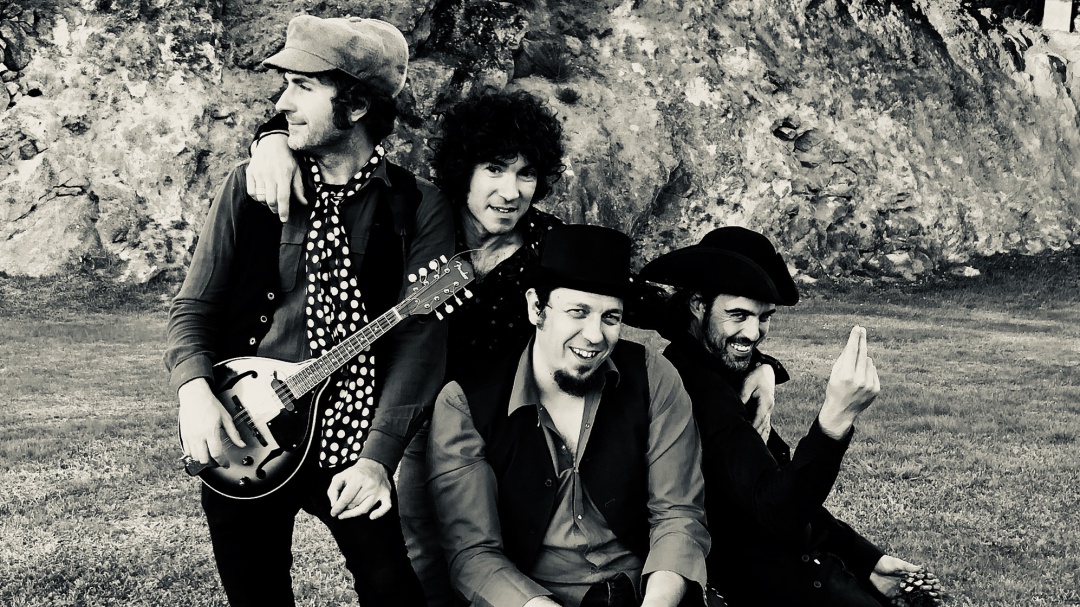 La gira MAKETÓN MAELOC WAY celebra con FAMILY FOLKS el 20 aniversario de la Sala RESERVA ROCK