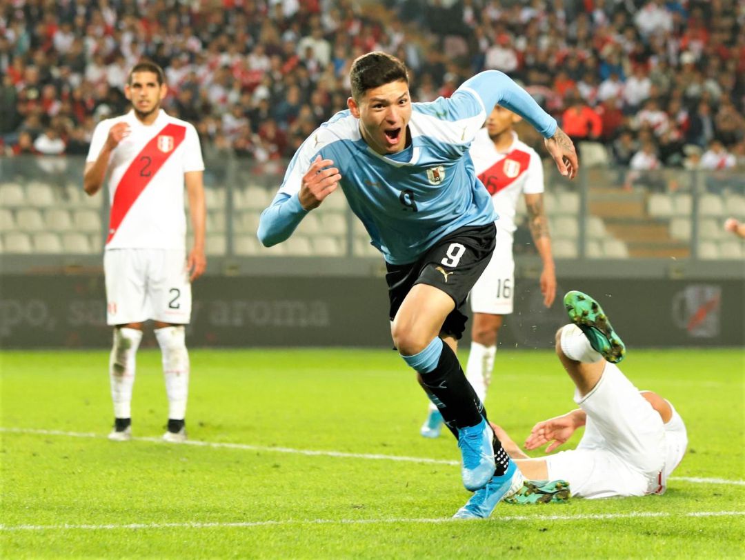 Darwin celebrando el gol contra Perú. Darwin celebrando el gol contra Perú.