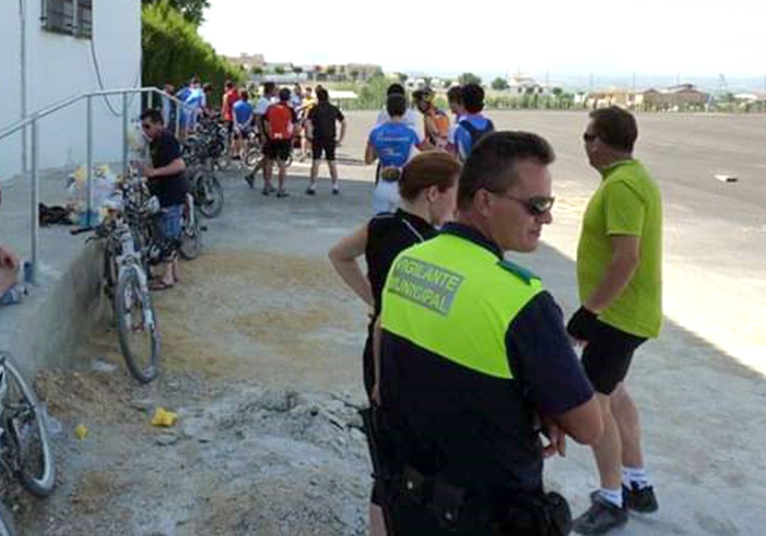 El colectivo de vigilantes municipales de Lahiguera muestran su malestar ante la falta de colaboración de la ciudadanía