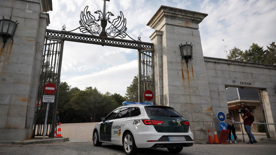 Vox fracasa en su intento de paralizar la exhumación de Franco