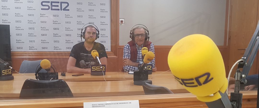 Rubé López y Jesús López de Panadería Jesús, en Radio Albacete Rubé López y Jesús López de Panadería Jesús, en Radio Albacete