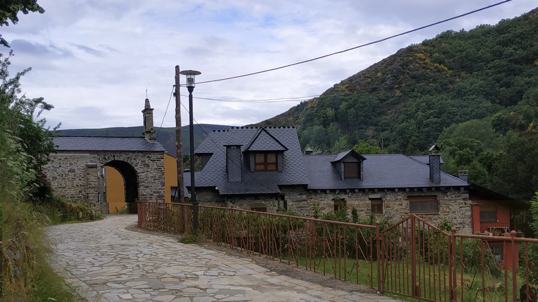 Colinas del Campo reabrirá su escuela después de 40 años