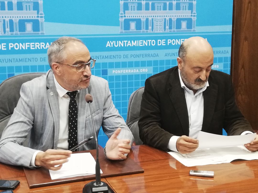 El alcalde, Olegario Ramón, y el presidente de Confederación, José Antonio Quiroga El alcalde, Olegario Ramón, y el presidente de Confederación, José Antonio Quiroga