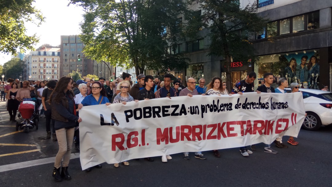 Cientos de personas reclaman en la calle una nueva Ley de RGI