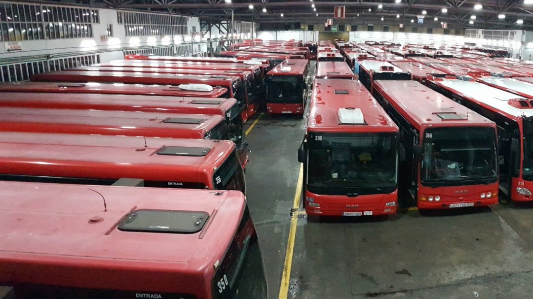 Las líneas a A Zapateira y a Arteixo, prioridades en el plan de reestructuración del bus urbano