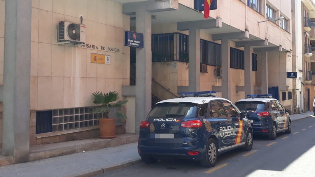 La policía destapa el empadronamiento fraudulendo de 20 inmigrantes en el mismo domicilio de Linares