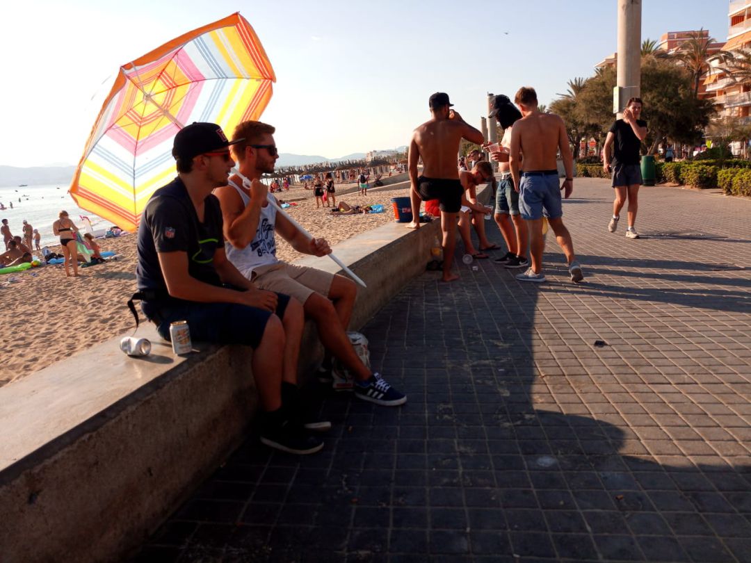 El Govern tendrá listo el borrador que regule el turismo de excesos para 2020 El Govern tendrá listo el borrador que regule el turismo de excesos para 2020