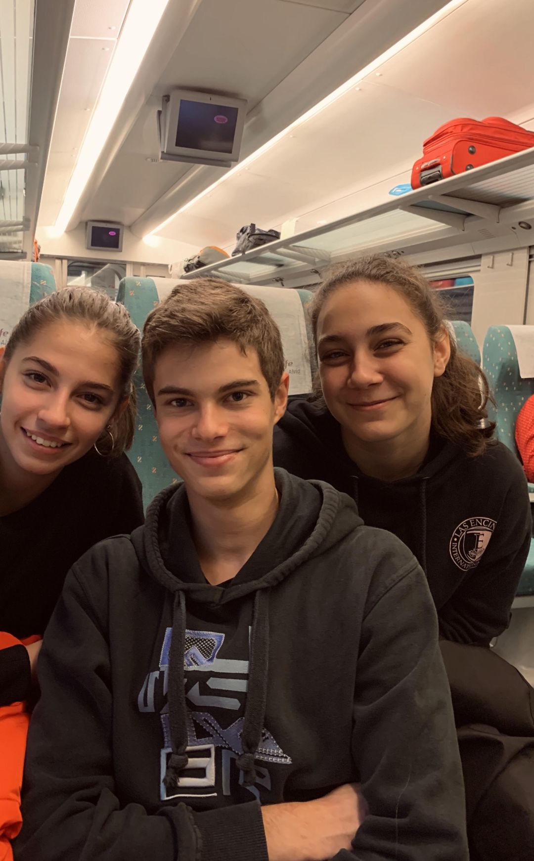 Tres ximnastas do Pavillón Ourense, están no CAR de Barcelona, convocados pola RFEG, María Salas Cid, Noa Puente-Doadd Álvarez e Nicolás Cid Rancaño Tres ximnastas do Pavillón Ourense, están no CAR de Barcelona, convocados pola RFEG, María Salas Cid, Noa Puente-Doadd Álvarez e Nicolás Cid Rancaño