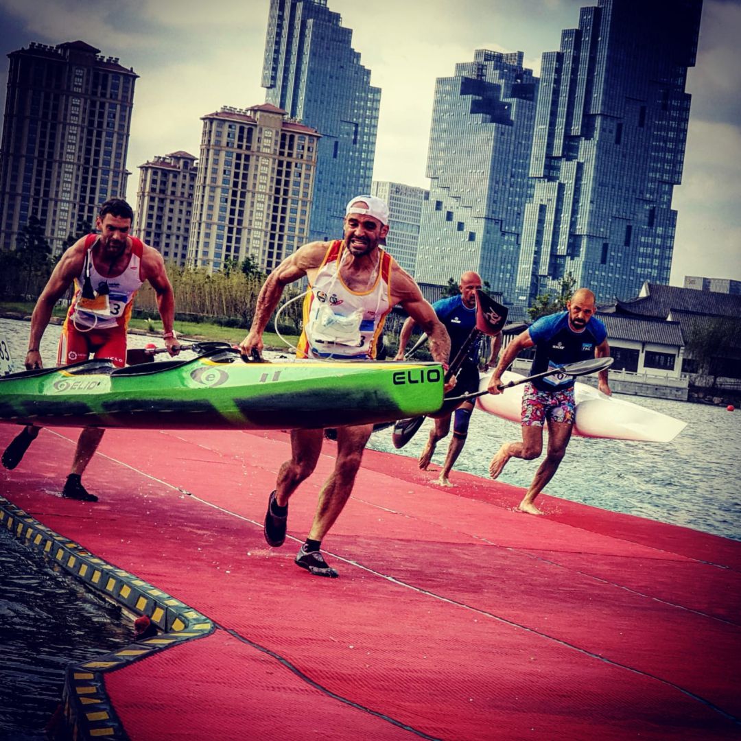 El piragüista valdeorrés, Jesús Rodríguez,campeón del mundo de maratón de barcos de equipo y subcampeón del mundo individual El piragüista valdeorrés, Jesús Rodríguez,campeón del mundo de maratón de barcos de equipo y subcampeón del mundo individual