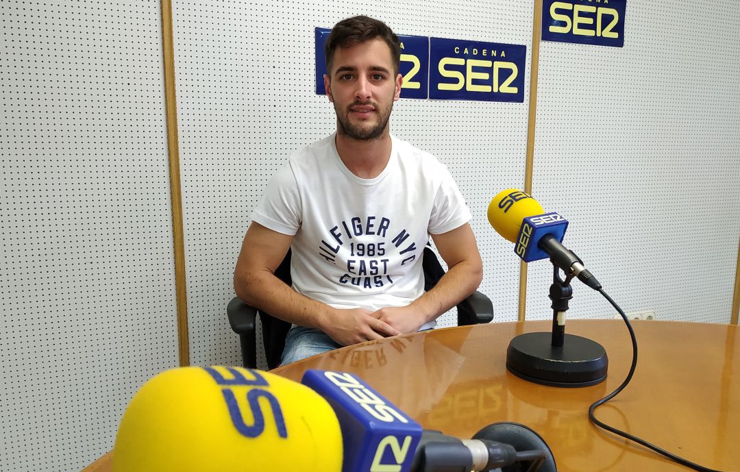 Manu Ramírez en los estudios de SER Vegas Altas Manu Ramírez en los estudios de SER Vegas Altas