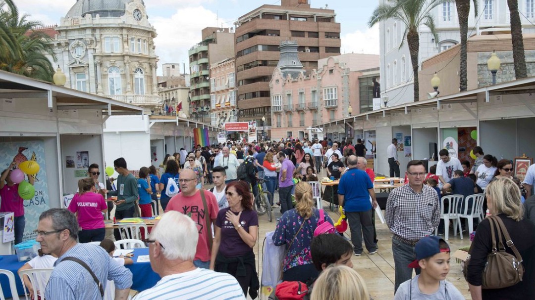 Encuentro de Asociaciones Juveniles y el Mercadillo Artesanal este fin de semana en Cartagena