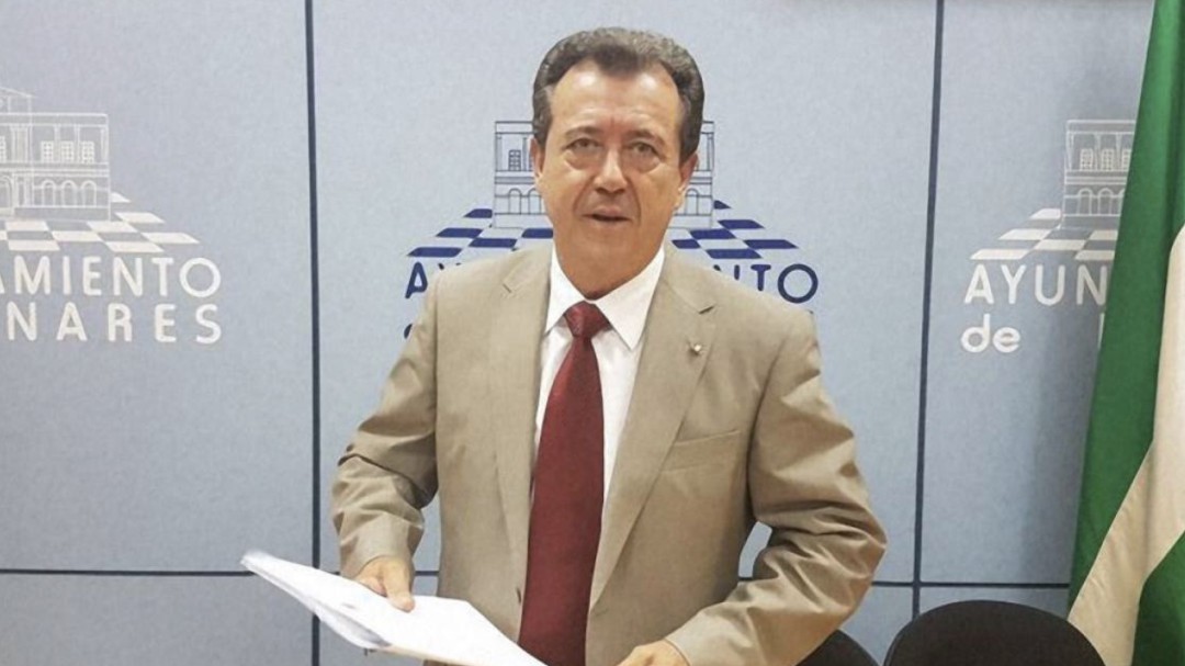 La fiscal pide 4 años de prisión y 10 de inhabilitación para Juan Fernández