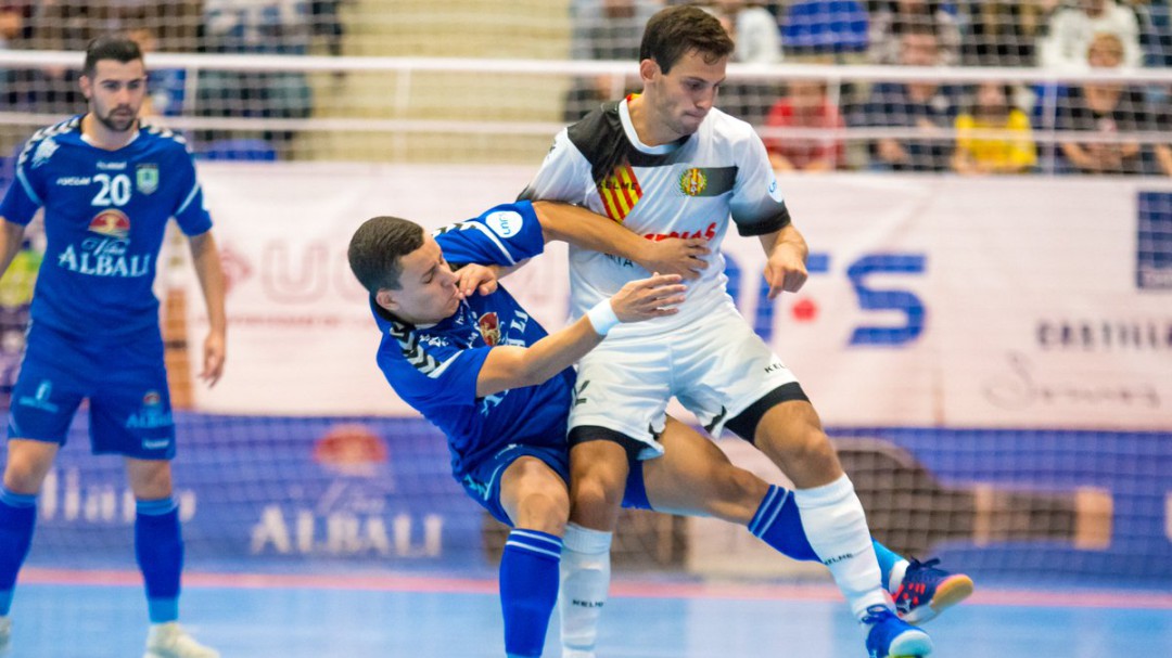 El Viña Albali Valdepeñas firma las tablas frente al Santa Coloma (2-2)