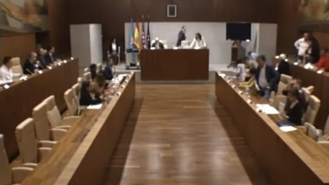 Leganés aprueba la subida del IBI en un pleno a puerta cerrada