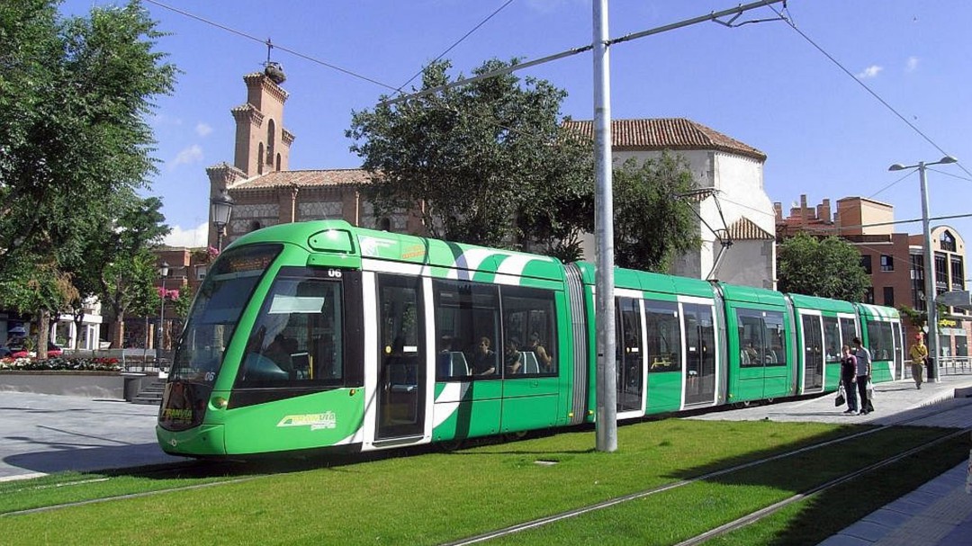 Los paros regresan a primera hora al Tranvía