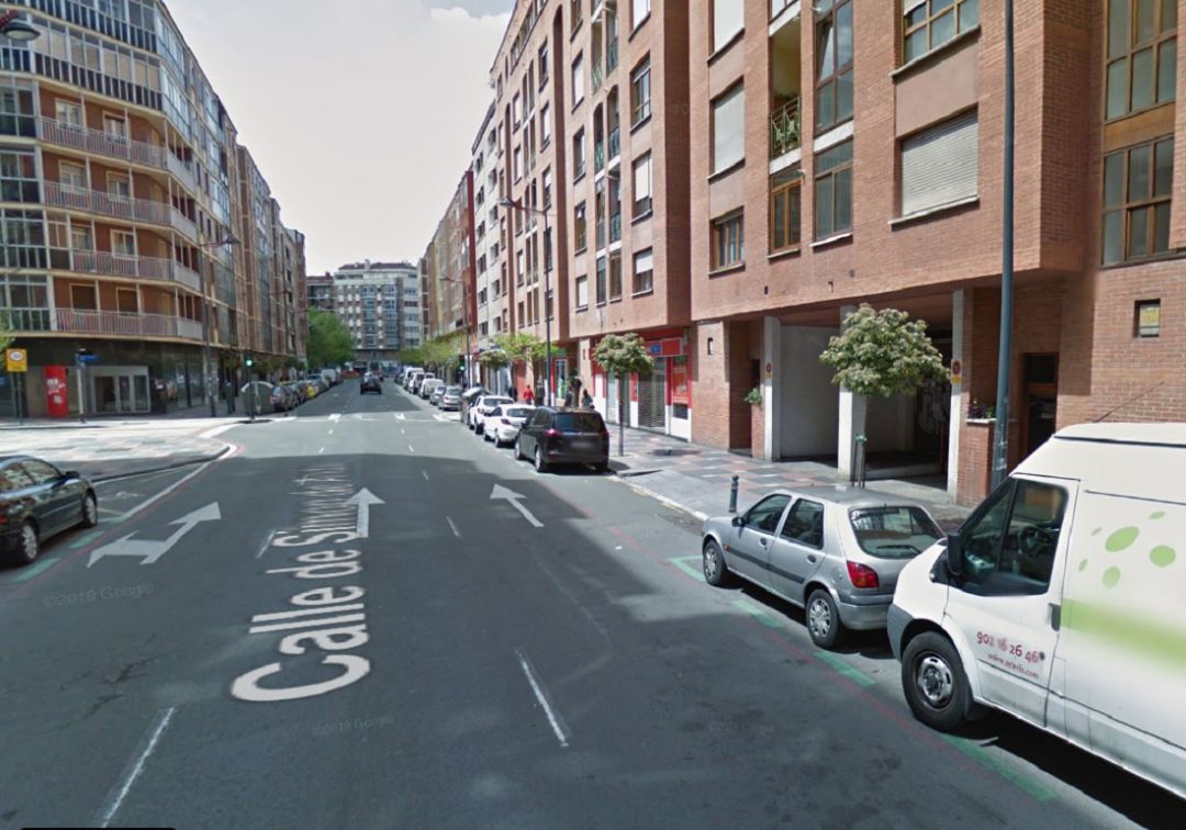 Muere una mujer de 96 años que iba en silla de ruedas al ser arrollada por un coche