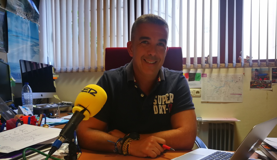 Eduardo Parra, profesor titular del departamento de Dirección de Empresas e Historia Económica de la Universidad de La Lagua y presidente de la Asociación Española de Expertos Científicos en Turismo Eduardo Parra, profesor titular del departamento de Dirección de Empresas e Historia Económica de la Universidad de La Lagua y presidente de la Asociación Española de Expertos Científicos en Turismo