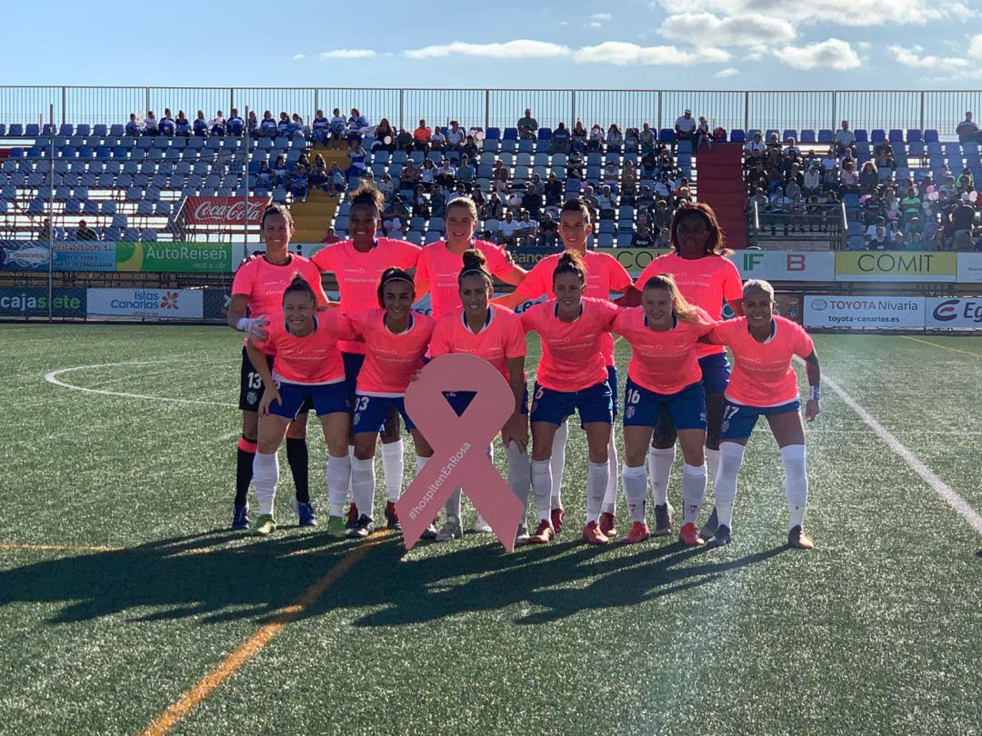 Las tinerfeñas lucieron una camiseta en apoyo al día mundial contra el cáncer de mama Las tinerfeñas lucieron una camiseta en apoyo al día mundial contra el cáncer de mama