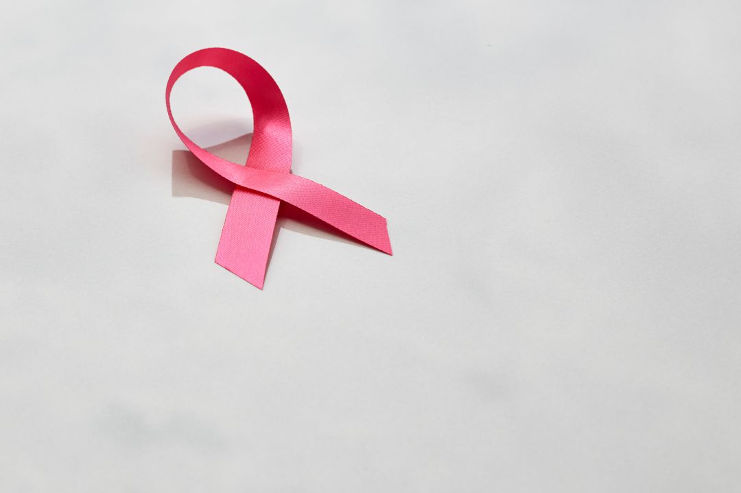 Lazo rosa, símbolo de la lucha contra el cáncer de mama Lazo rosa, símbolo de la lucha contra el cáncer de mama