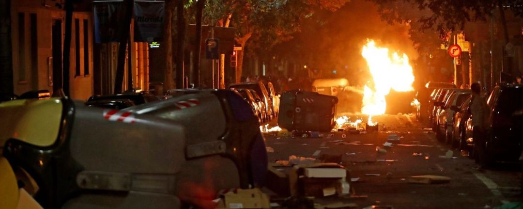 Un policía de Vigo, herido en las protestas en Barcelona Un policía de Vigo, herido en las protestas en Barcelona