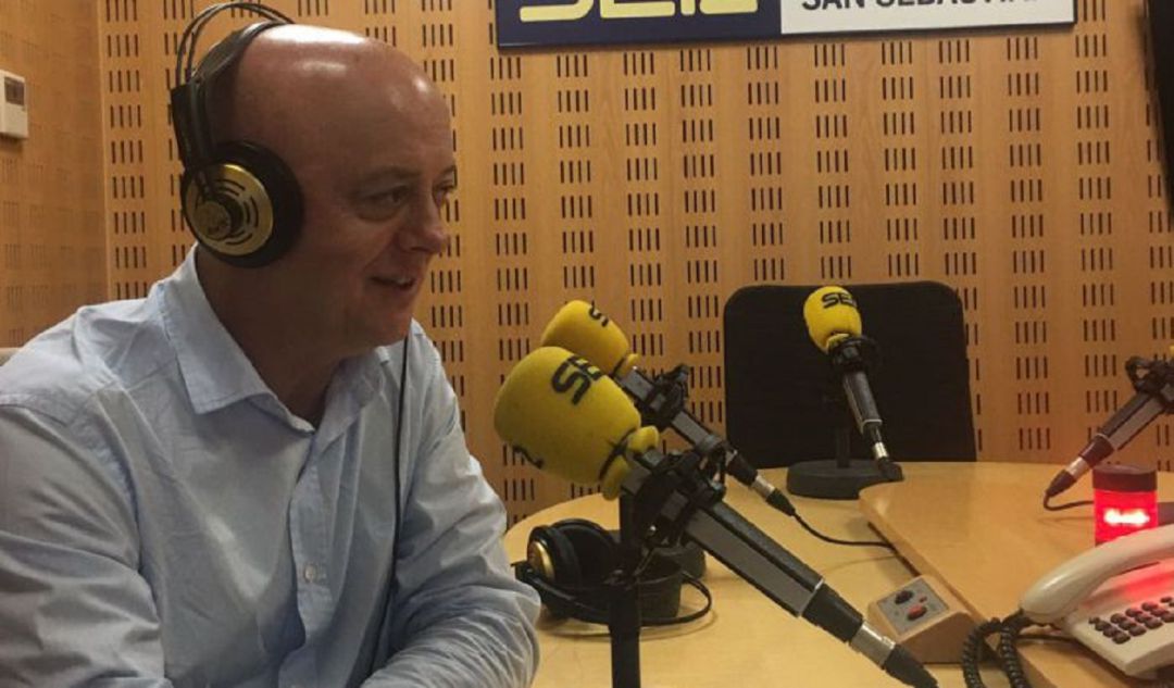 Elorza: "La sociedad vasca está vacunada de los actos de violencia" Elorza: "La sociedad vasca está vacunada de los actos de violencia"
