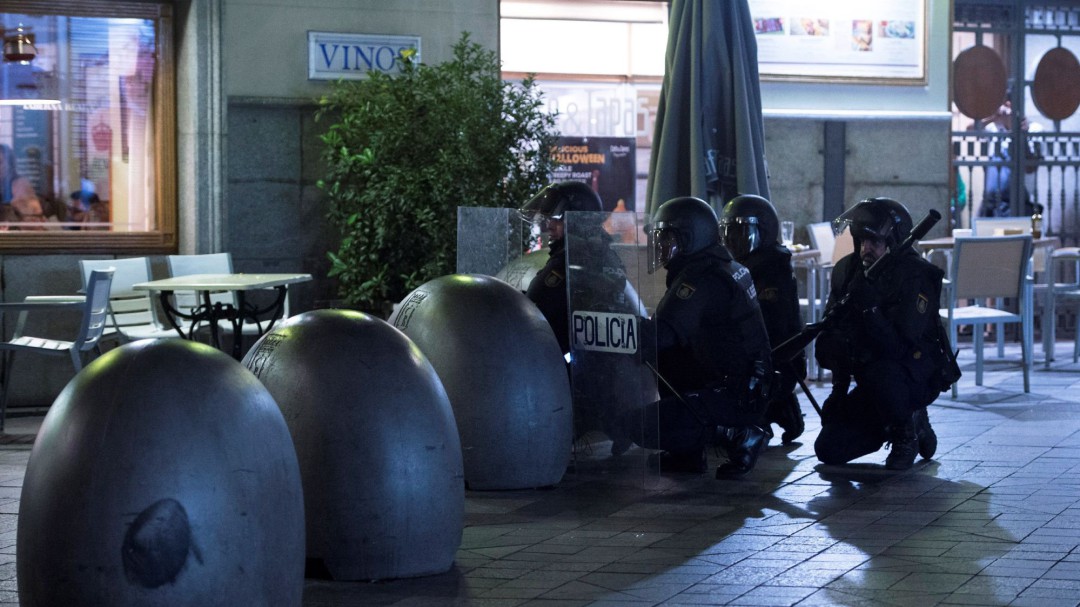 12 detenidos y 26 heridos en las cargas contra un grupo de manifestantes por la sentencia del procés en Madrid